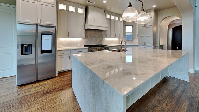 Foto del edificio - 4928 Bateman Rd