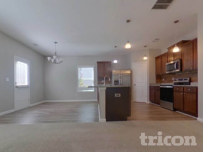 Building Photo - 326 Augusta Woods Dr