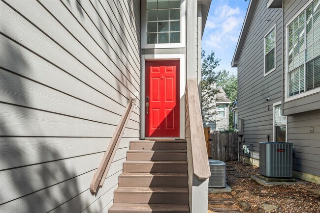 Foto del edificio - 258 Sentry Maple Pl