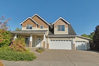 Building Photo - 1897 NW Laura Vis Dr