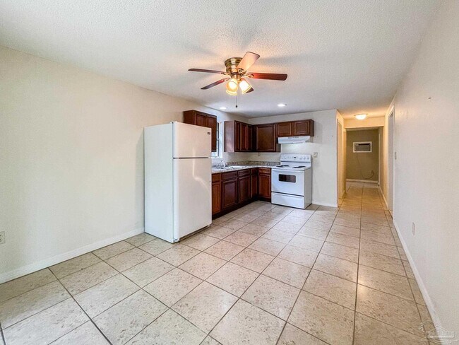 Foto del edificio - 5771 Coronada Blvd