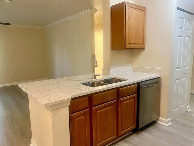 Building Photo - 18335 Bridle Club Dr
