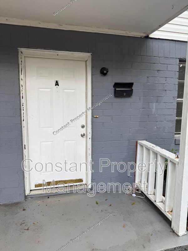 Building Photo - 929 Magnolia Dr