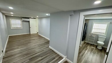 Building Photo - 1322 Avenue L