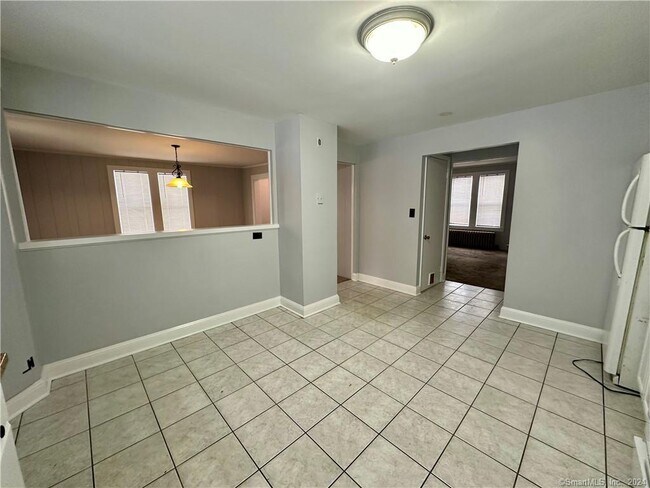 Building Photo - 5 Sterling Pl