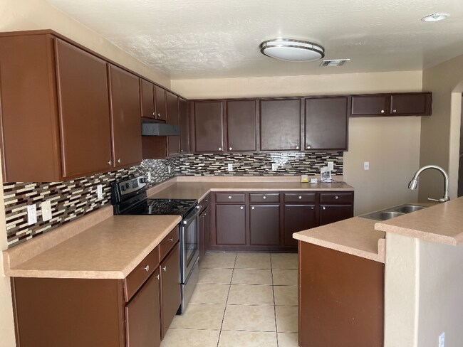 Foto del edificio - 22801 W Mesquite Dr