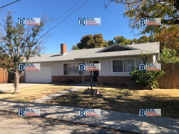 Foto principal - 2316 Newport Dr