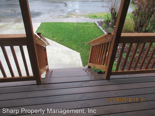 Foto del edificio - 2 br, 1 bath Apartment - 1009 Ayers St