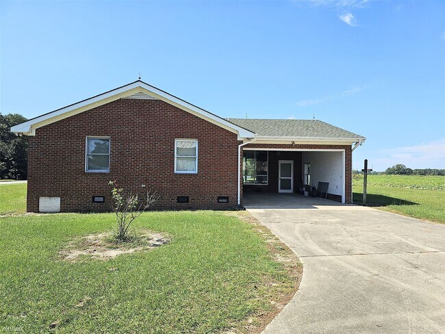 Building Photo - 3 br, 2 bath House - 4228 Woods Crossroads...