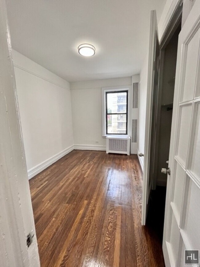 Foto del edificio - W 178 St