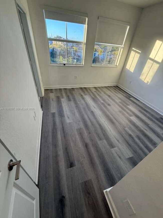 Foto del edificio - 14816 SW 265th St