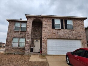 Building Photo - 4028 Thoroughbred Trail