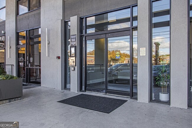 Foto del edificio - 2285 Peachtree Rd NE