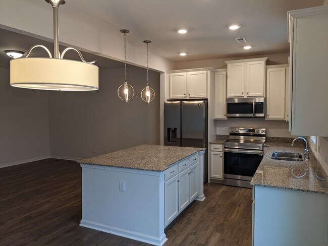 Foto del edificio - 3 Bedroom Townhome Sherrill's Ford
