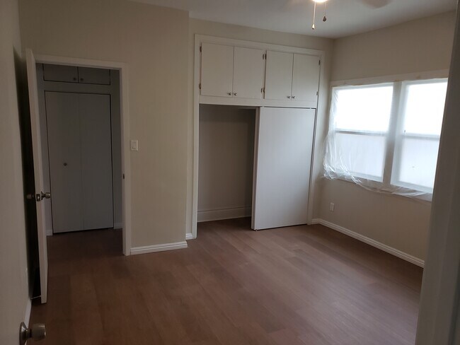 Foto del edificio - 2654 Magnolia Ave