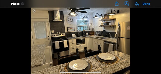 Foto del edificio - 2633-2635 Forest Park Blvd.