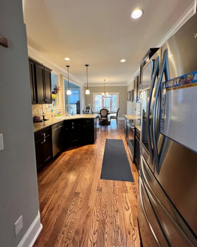 Building Photo - Beautiful Harbour Club home in Hampstead!