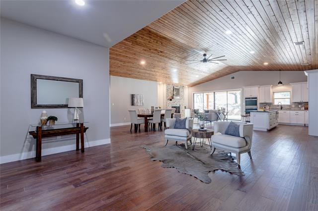 Foto del edificio - 7131 Heathington Ct