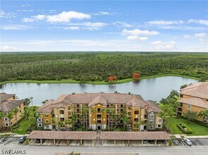 Building Photo - 9727 Acqua Ct
