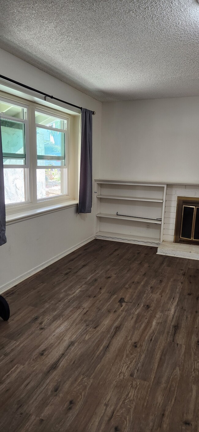 Foto del edificio - 7056 Madera Dr