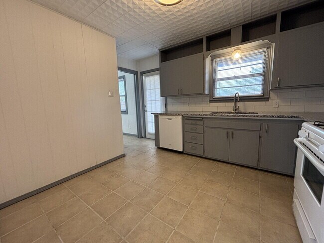 Foto del edificio - 1915 46th St