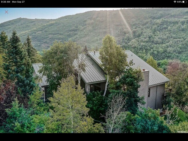 Foto del edificio - 5490 E Pioneer Fork Rd
