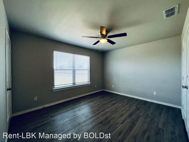 Building Photo - 3 br, 2 bath House - 2408 Fir Ave