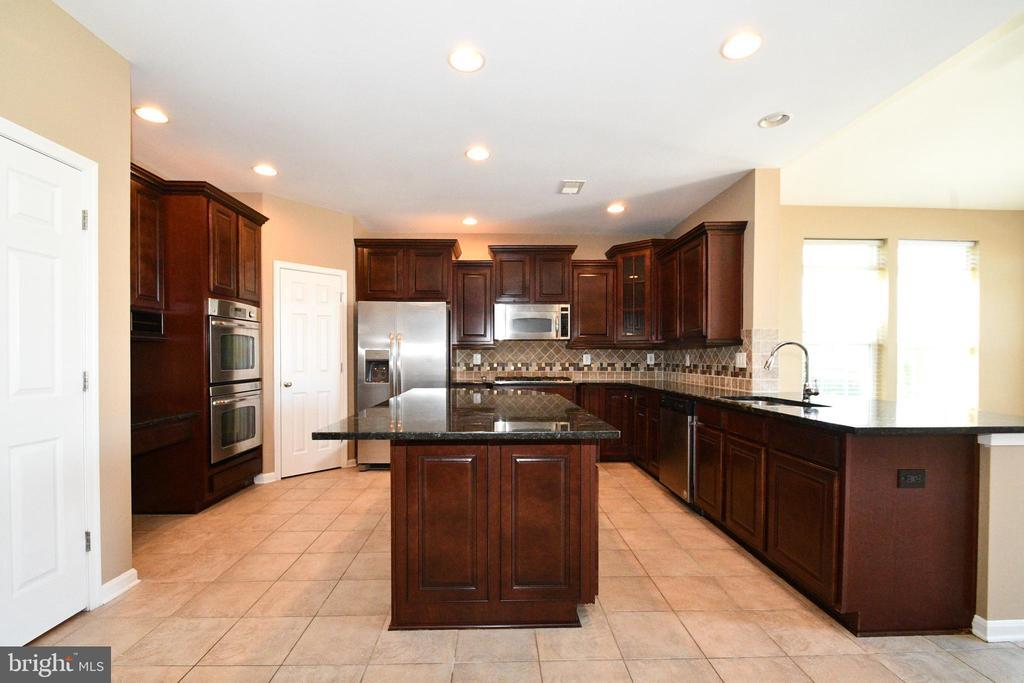 Foto principal - 9 Latham Ln