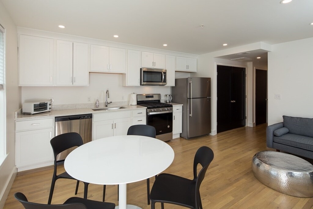 Foto principal - 92 Brown St