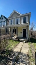 Building Photo - 226 Lobinger Ave