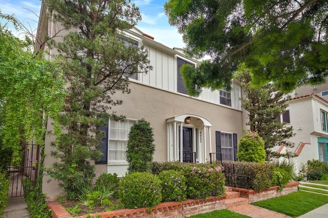 9965-9967 Durant Drive - 9965-9969 Durant Dr