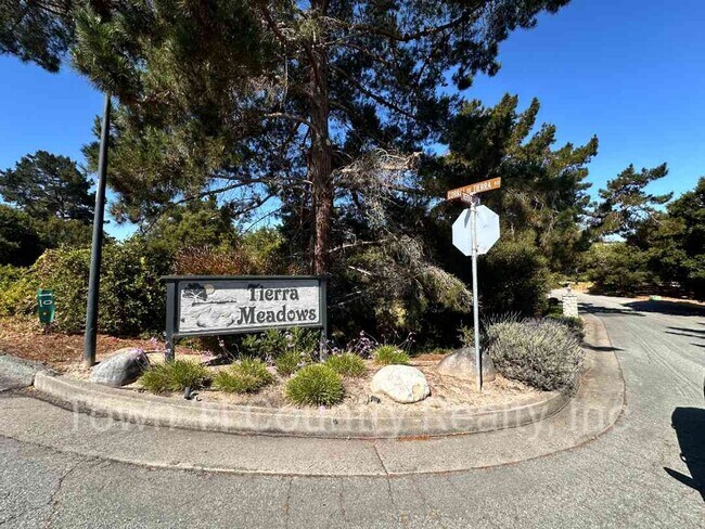 Foto del edificio - 13670 Tierra Spur