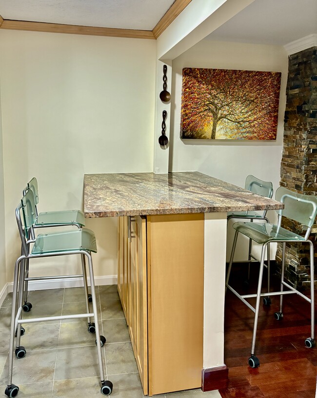 Foto del edificio - 1229 Girard St NW