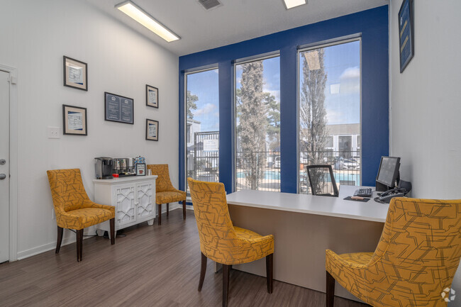 Leasing Office - Bellevue Riviera