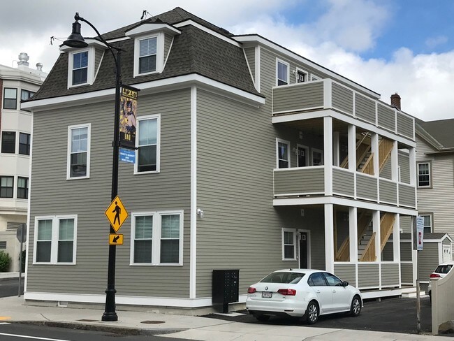 Foto del edificio - 48 Pleasant St