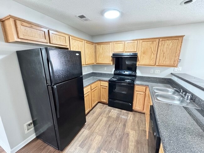 Building Photo - 10095 Nolton Cir