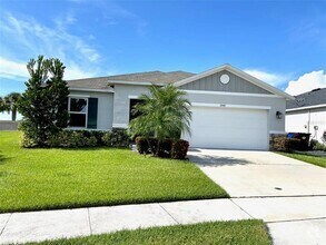Building Photo - 2847 Mosshire Cir