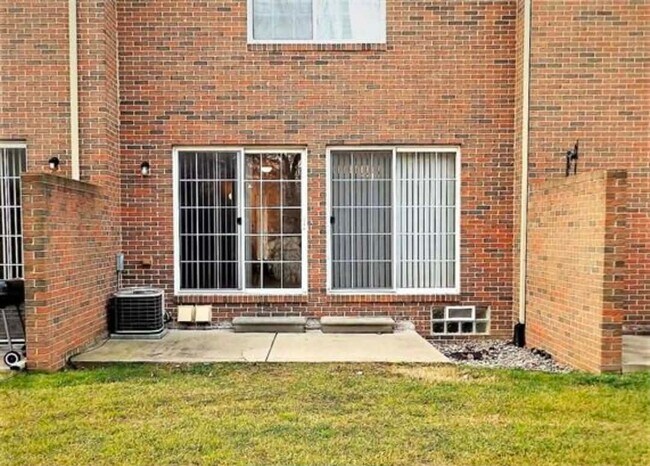 Foto del edificio - 9026 Newport Way