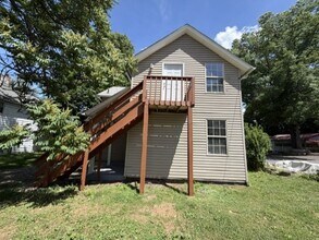 Building Photo - 653 Sherman St