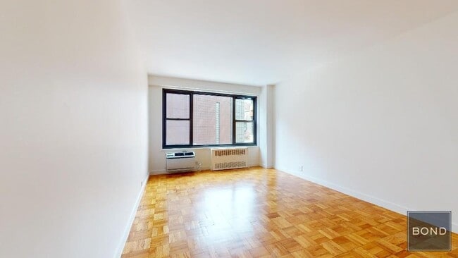 Building Photo - 145 Fourth Avenue
