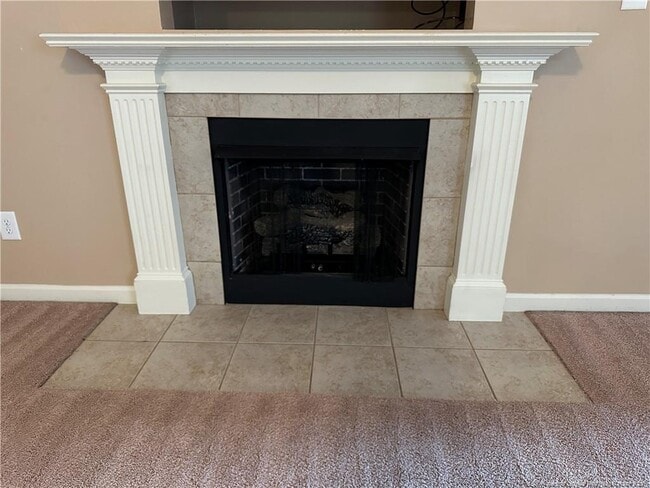 Building Photo - 2401 Camp Lejeune Ct