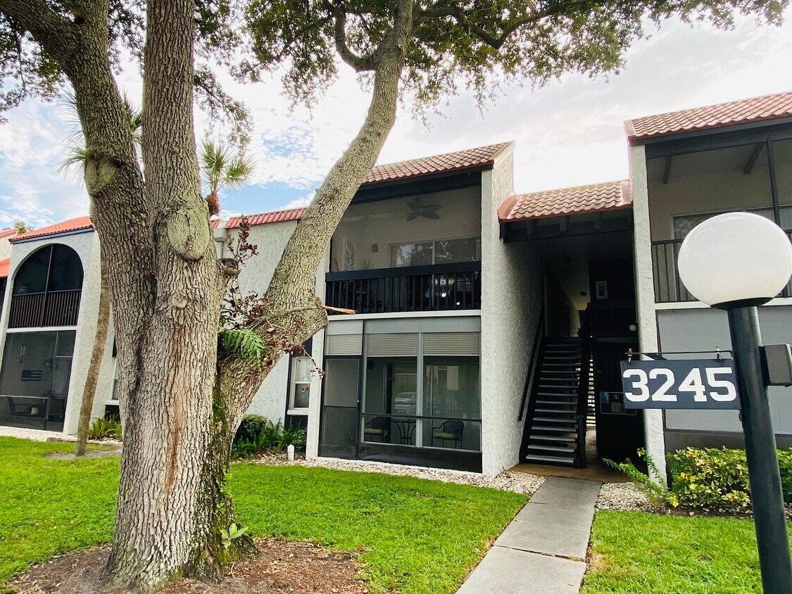 Primary Photo - 3245 Beneva Rd