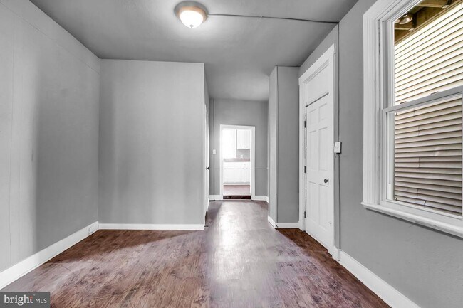 Foto del edificio - Coming Soon - Spacious 3 Bedroom 1.5 Bath ...