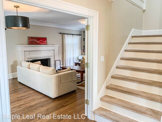 Foto del edificio - 4 br, 3.5 bath House - 1950 15th Ave. East