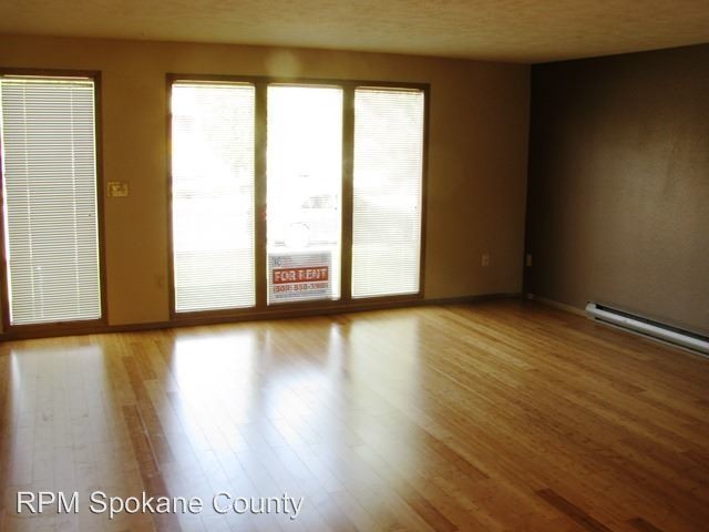 Building Photo - 3 br, 1.5 bath House - 11922 E 24th Ave