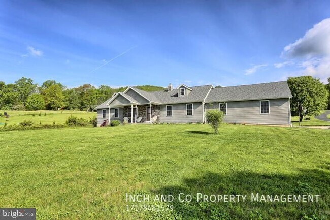 Building Photo - 3 Bedroom located in Northern School Distr...