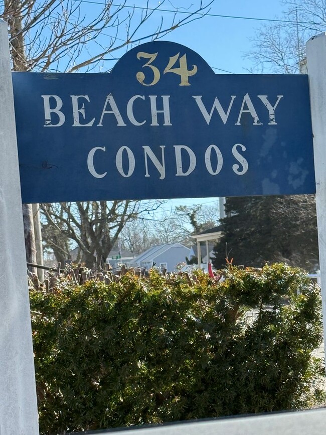 Foto del edificio - Two bedroom, first floor condominium unit at Beach Way Condos. West Dennis