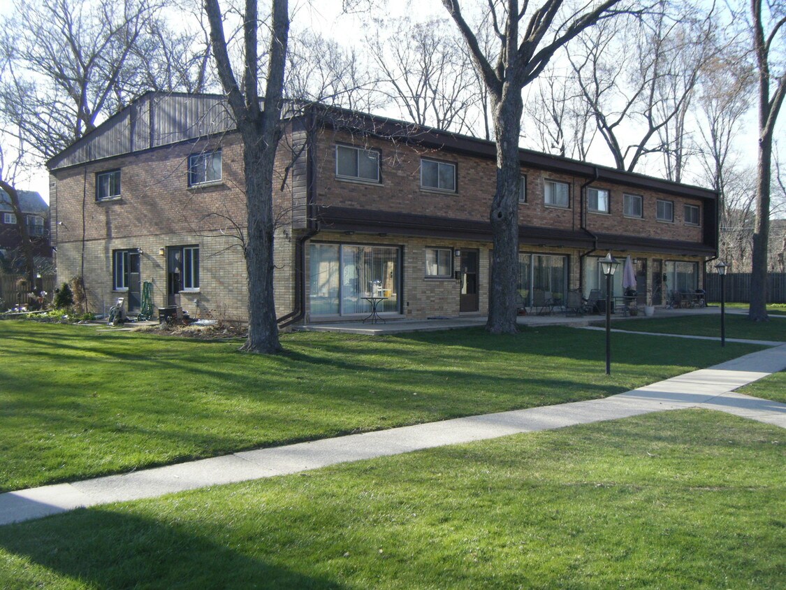 Foto principal - 482 Duane Terrace