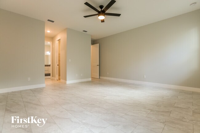 Building Photo - 4391 Cuthbert Ave