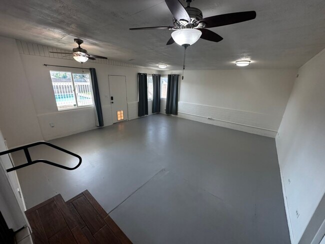 Foto del edificio - Clairemont Mesa House with Pool